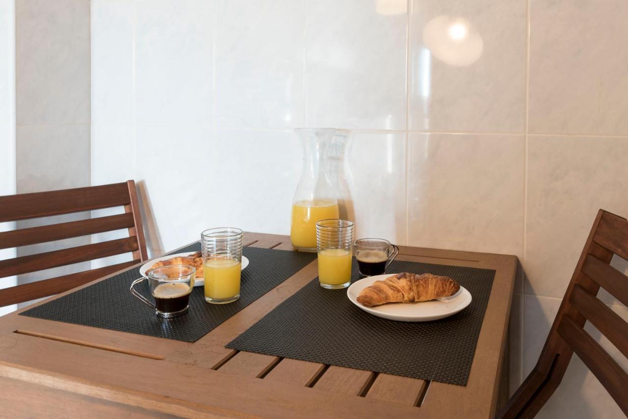 Lovelystay - Homey Feeling Flat W/ Free Parking 포르투 외부 사진