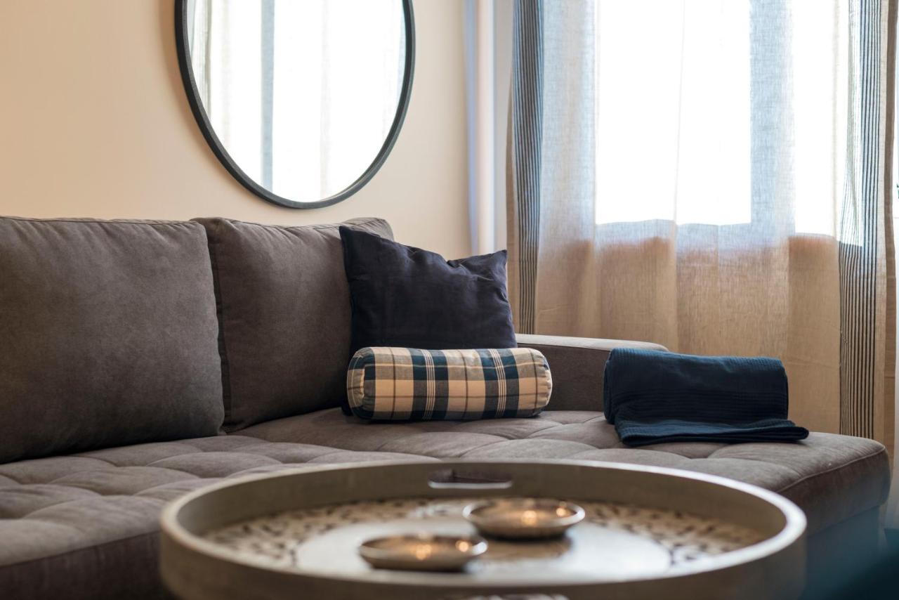 Lovelystay - Homey Feeling Flat W/ Free Parking 포르투 외부 사진