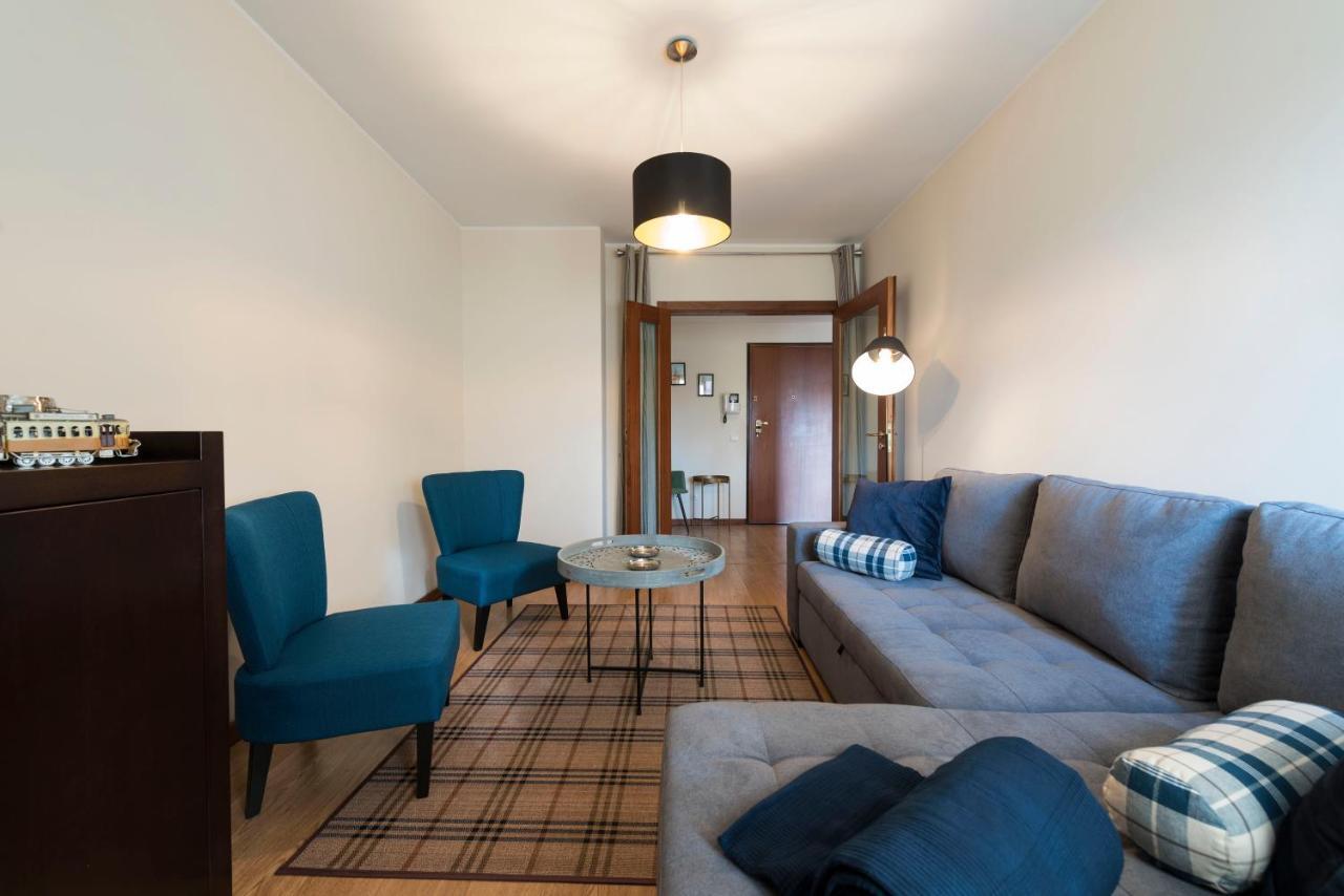 Lovelystay - Homey Feeling Flat W/ Free Parking 포르투 외부 사진