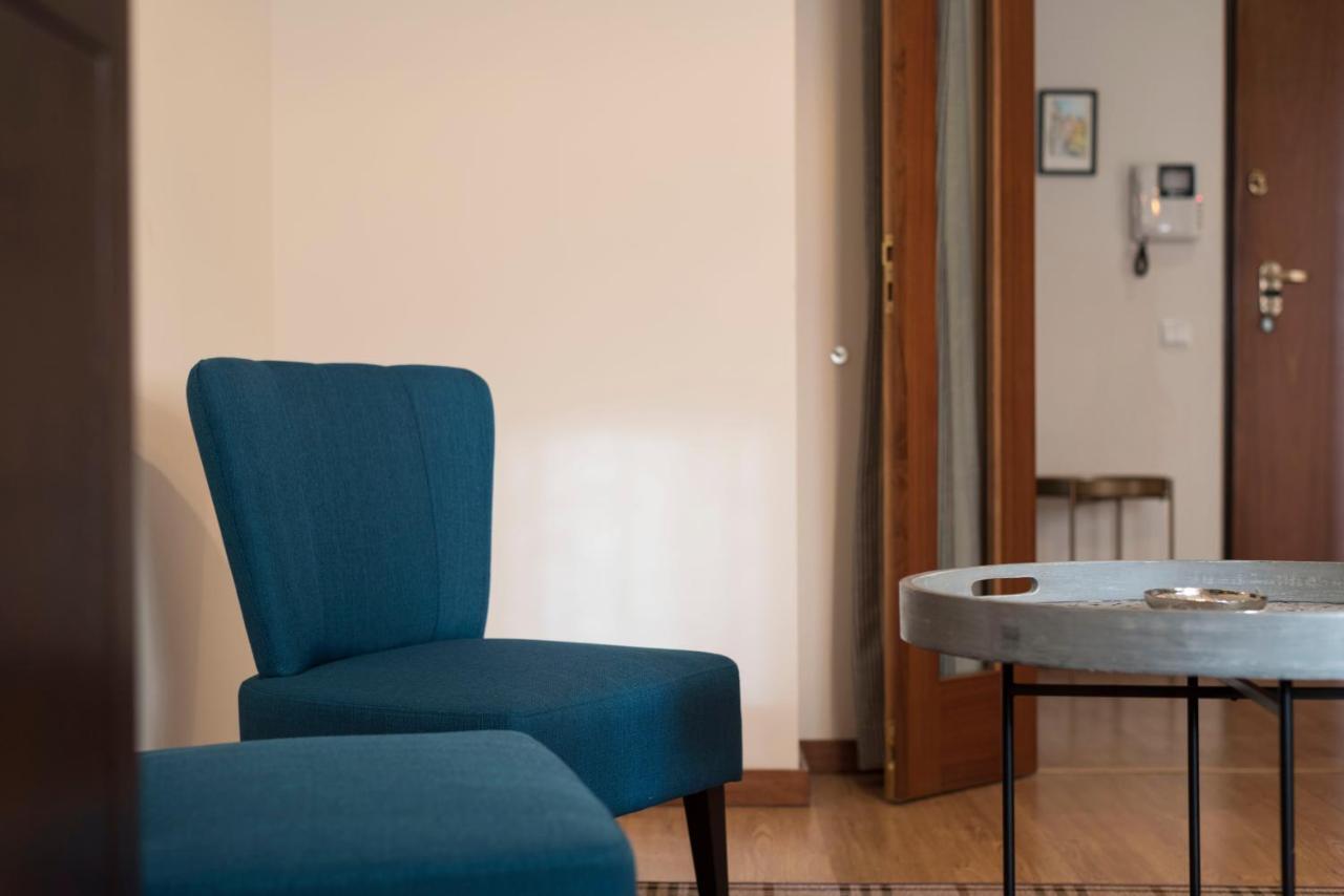 Lovelystay - Homey Feeling Flat W/ Free Parking 포르투 외부 사진